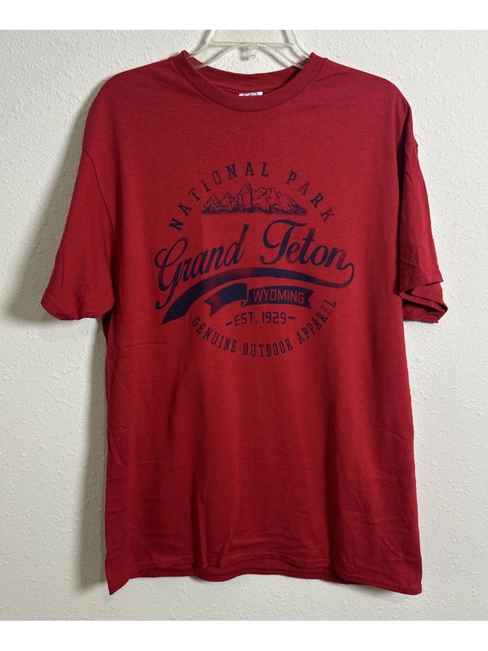 Grand Teton National Park Wyoming Men’s Large T-Shirt Red 100% Cotton Delta Pro